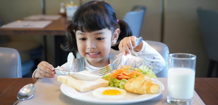 Cover Image of Zat Besi, Nutrisi Penting untuk Dukung Kecerdasan si Kecil