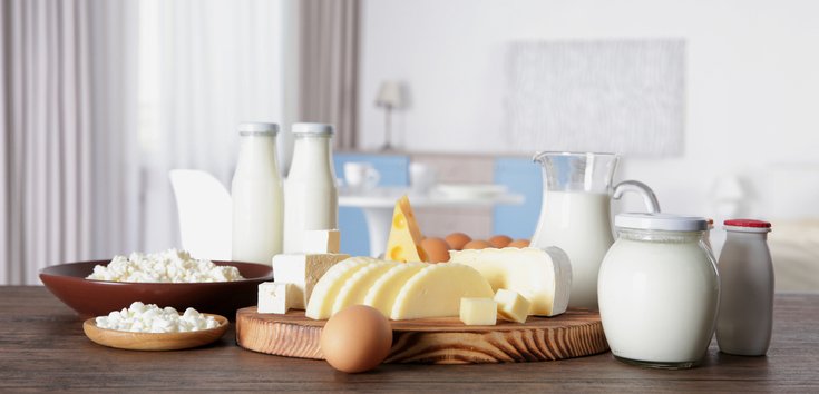 Cover Image of Si Kecil Alergi Susu Sapi? Hindari Makanan Ini!