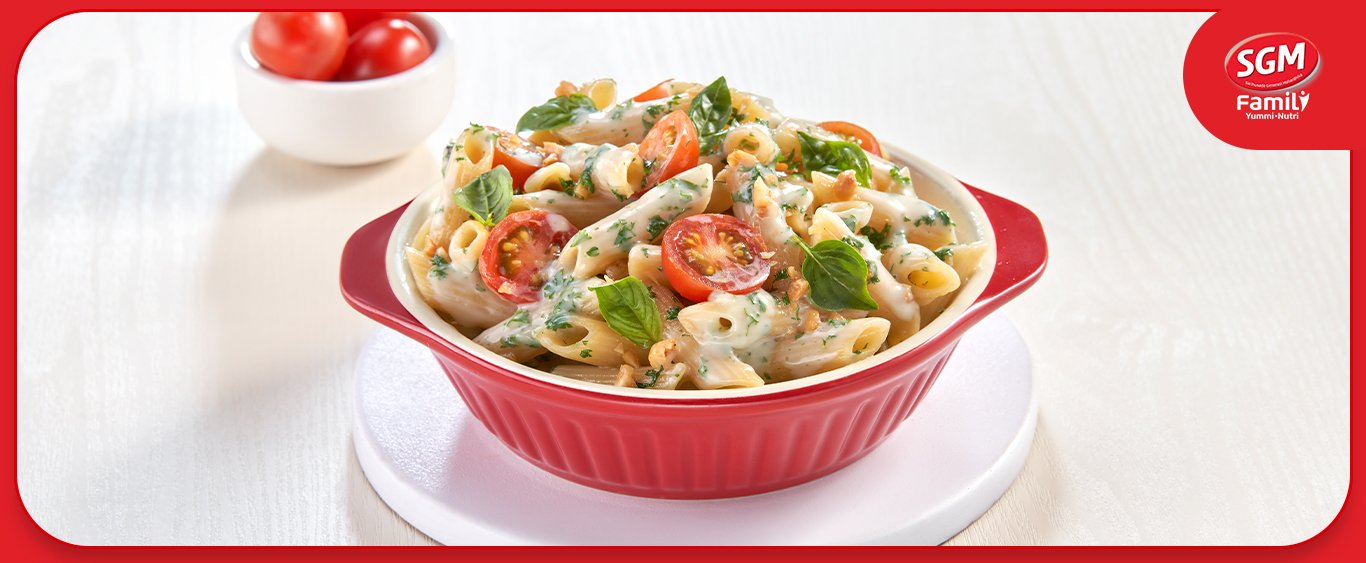 Cover Image of Creamy Pesto Pasta