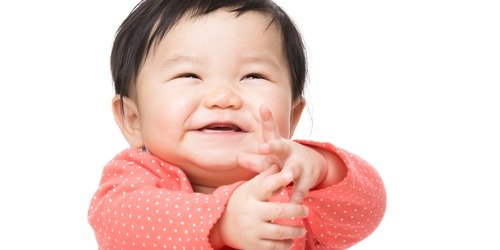 Cover Image of Manfaat Permainan Tepuk Tangan untuk Anak dan Ide Aktivitasnya