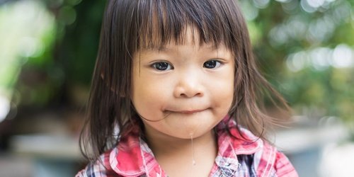 Cover Image of Normalkah Anak Umur 3 Tahun Belum Bisa Bicara?