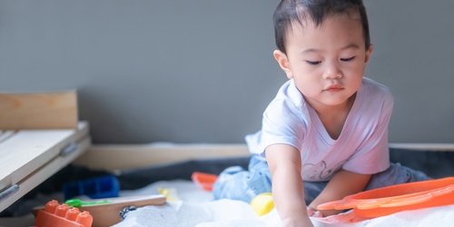 Cover Image of Tak Hanya Motorik, 5 Jenis Stimulasi Ini Juga Penting untuk Perkembangan Si Kecil