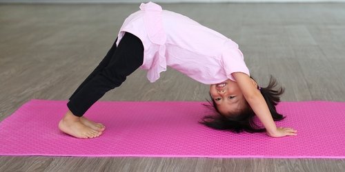 Cover Image of Kenali Jenis & Manfaat Olahraga untuk Anak 3 Tahun