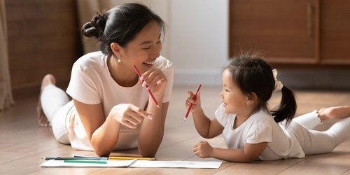 Cover Image of Si Kecil Baru 3 Tahun, Sudah Perlu Diajarkan Baca Tulis Belum, Ya?