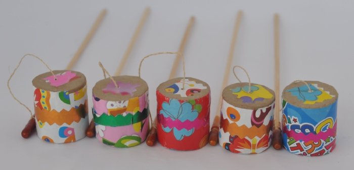 Cover Image of 8 Alat Musik dari Barang Bekas, Yuk Ajak Anak Bikin Bersama!