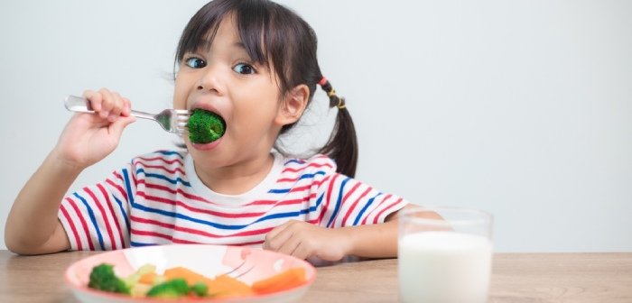 Cover Image of Program PMT (Pemberian Makanan Tambahan) untuk Apa dan Siapa?