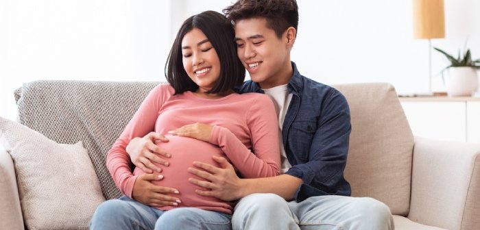 Cover Image of 6 Manfaat Komunikasi dengan Bayi dalam Kandungan